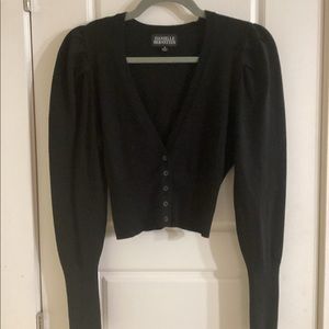 Cropped puff sleeved cardigan